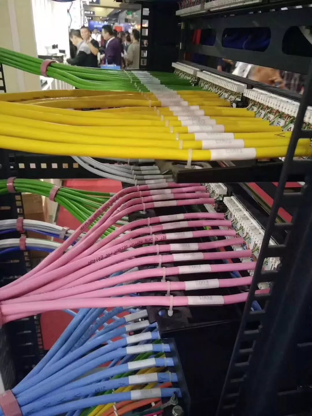 分享 | 机房与机柜监控安装理线方法介绍（图文）